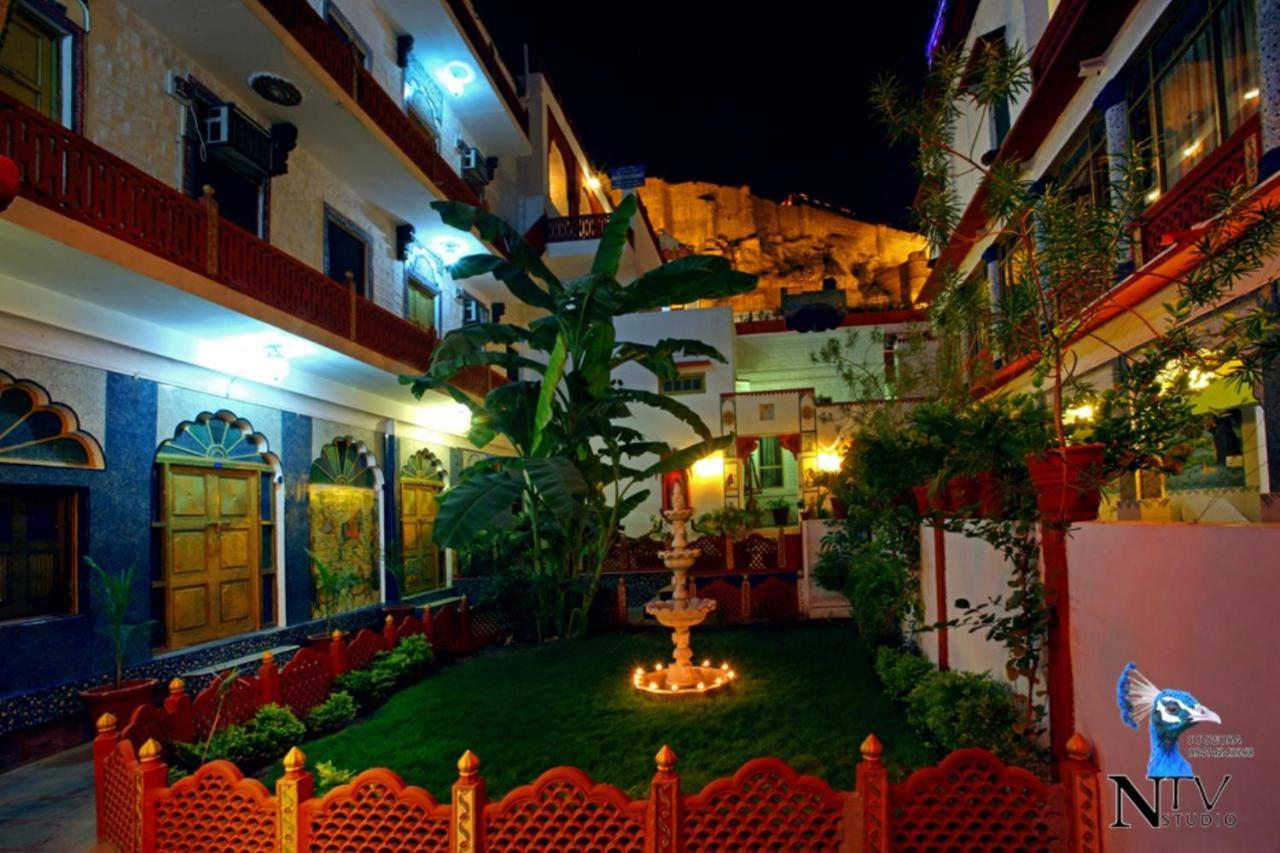 คริสห์นา พราแคช เฮอร์ริเทจ ฮาเวลิ โฮเต็ล Hotel จ๊อดปูร์ ภายนอก รูปภาพ