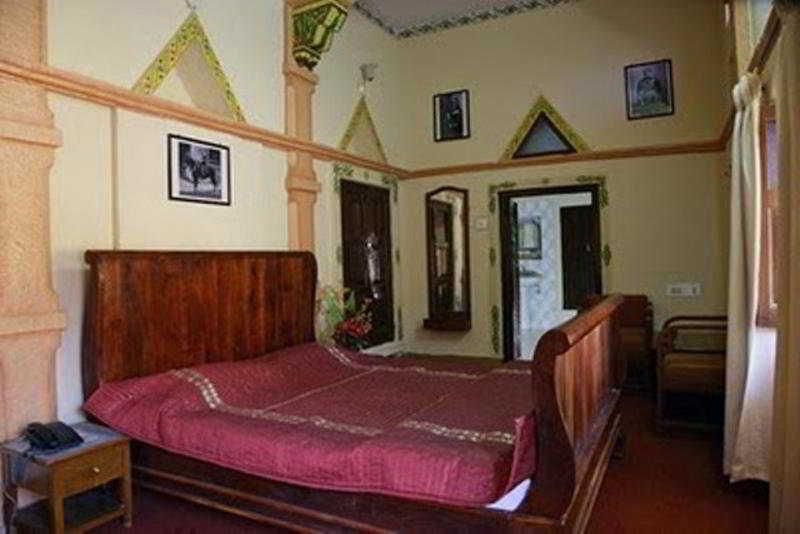คริสห์นา พราแคช เฮอร์ริเทจ ฮาเวลิ โฮเต็ล Hotel จ๊อดปูร์ ภายนอก รูปภาพ