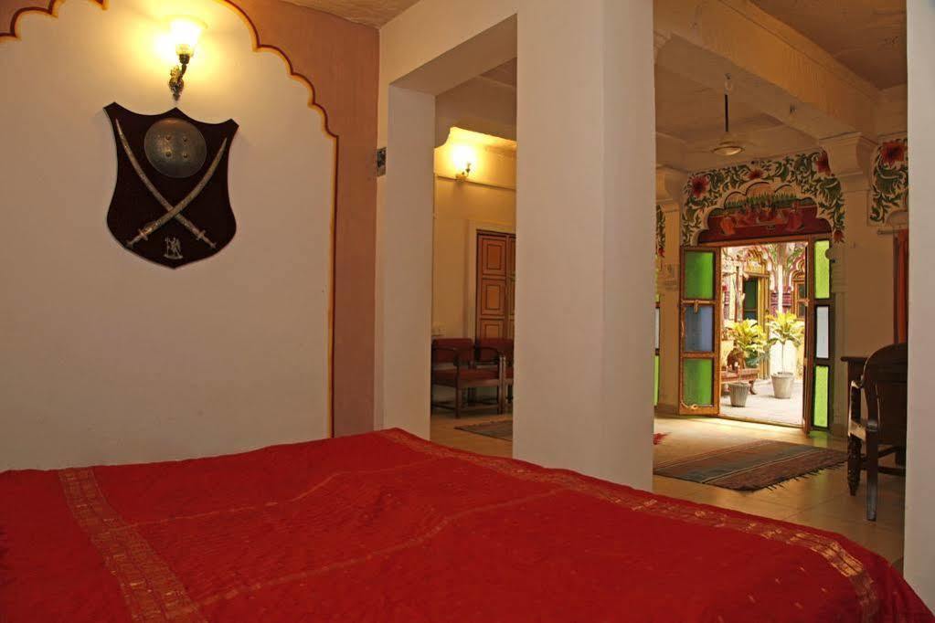 คริสห์นา พราแคช เฮอร์ริเทจ ฮาเวลิ โฮเต็ล Hotel จ๊อดปูร์ ภายนอก รูปภาพ